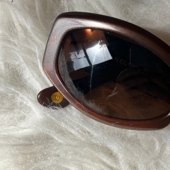 Vintage Chanel Brown Quilted Gold Logo Tile Sunglasses RARE - Picture 5 of 11